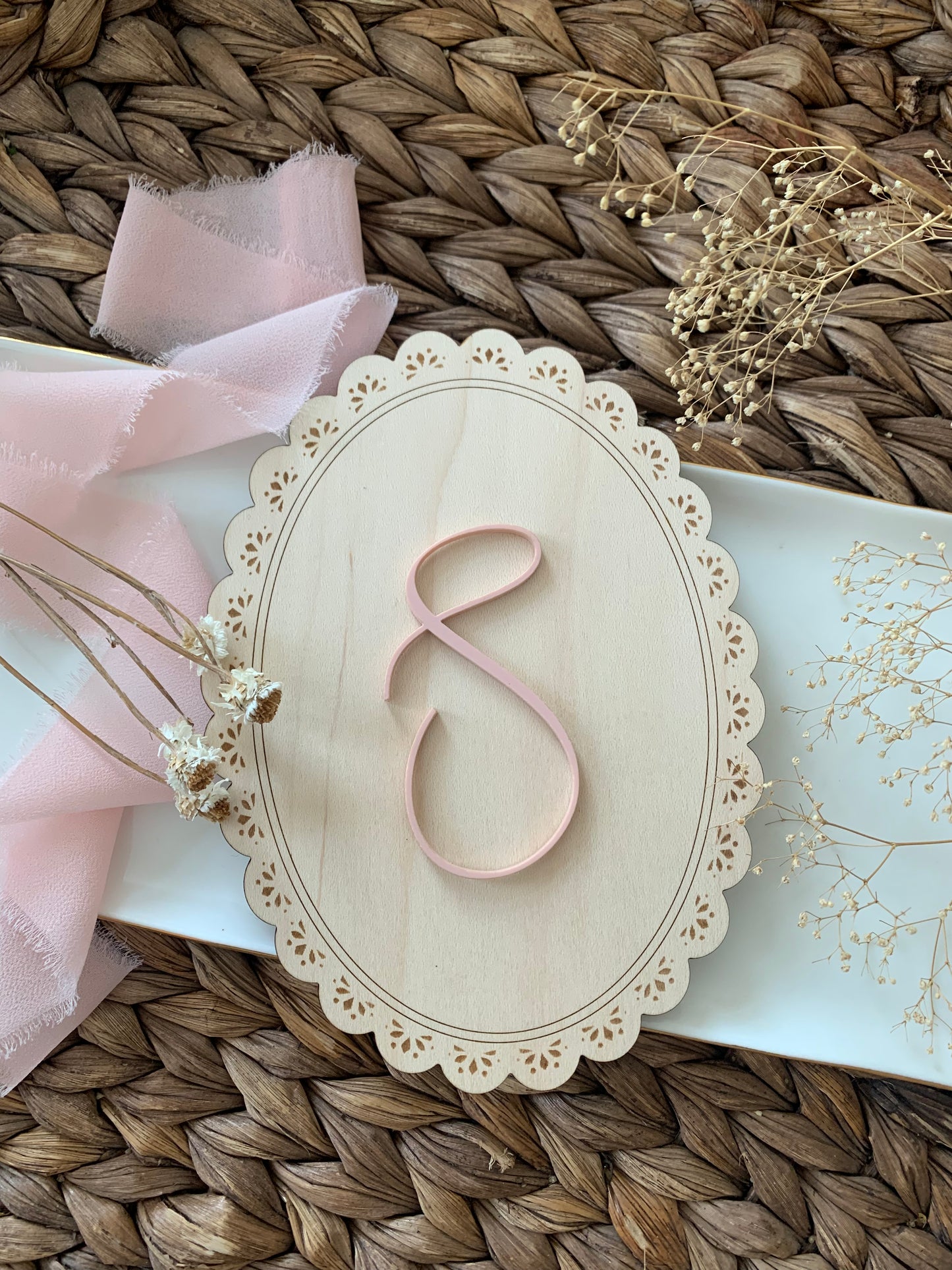 Baby monogram initial plaque, scalloped oval, girl boy shelf sign